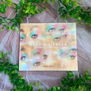 Maddie Ziegler Eyeshadow (final price )